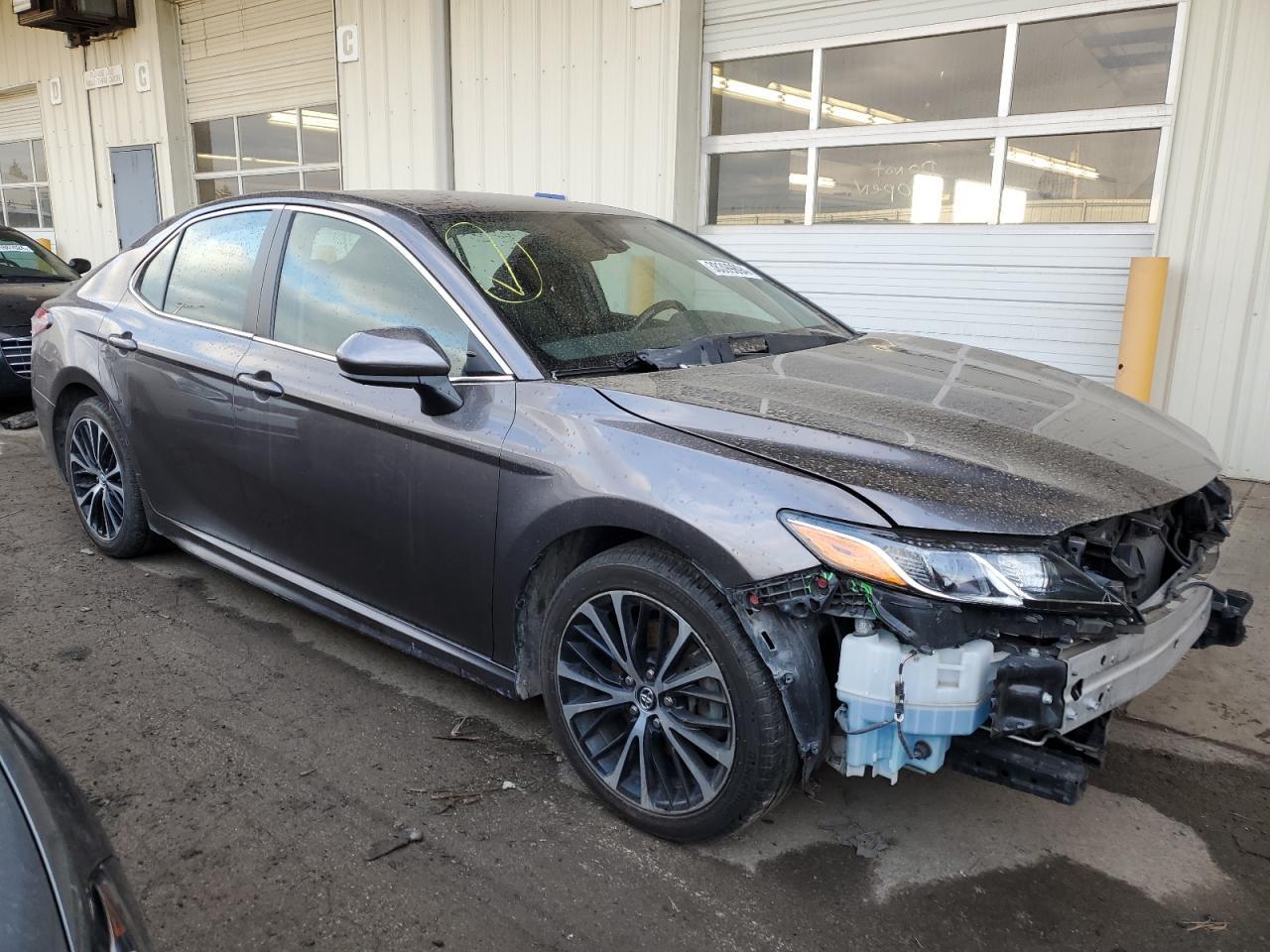 2020 TOYOTA CAMRY SE - Image 4