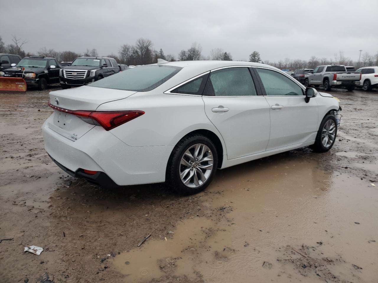 2022 TOYOTA AVALON XLE - Фото 3