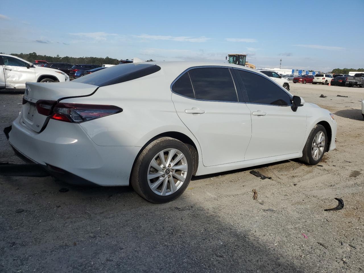 2023 TOYOTA CAMRY LE - Image 3