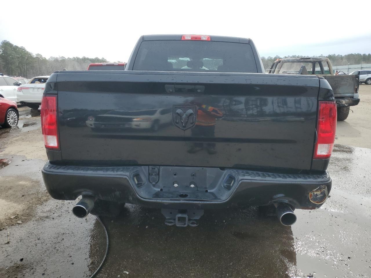 2015 RAM 1500 ST - Image 6