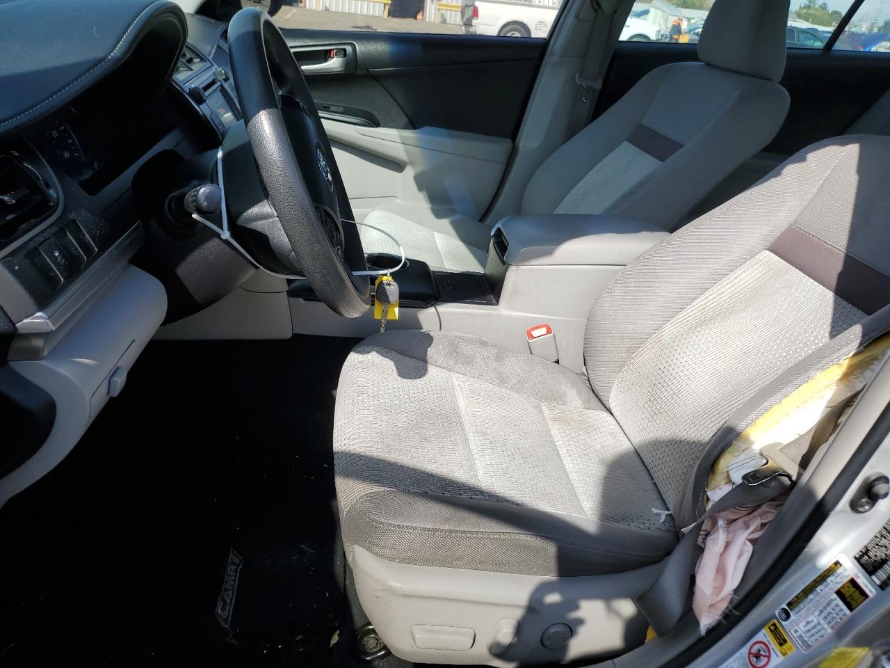 2014 TOYOTA CAMRY L - Image 7