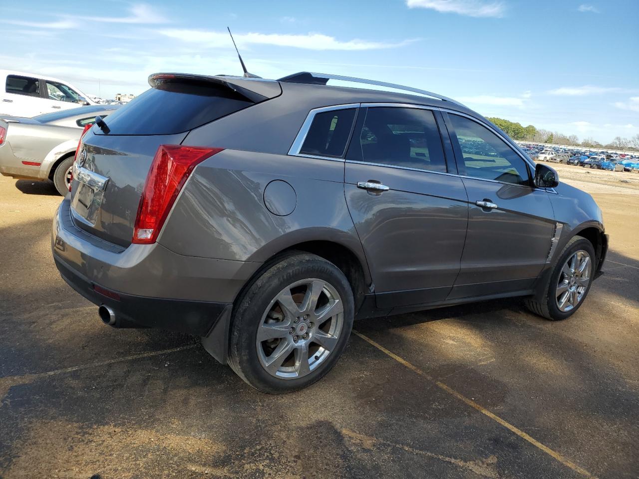 2011 CADILLAC SRX PERFOR - Image 3
