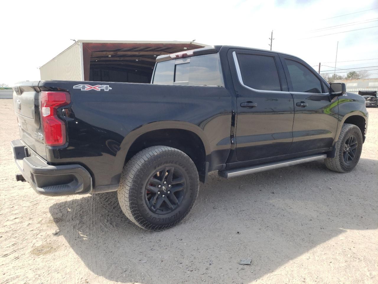 2021 CHEVROLET SILVERADO - Фото 3
