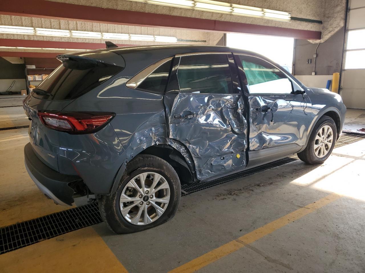 2023 FORD ESCAPE ACT - Image 3