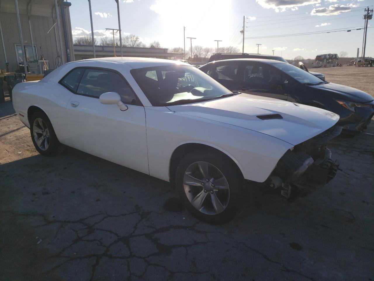 2016 DODGE CHALLENGER - Фото 4