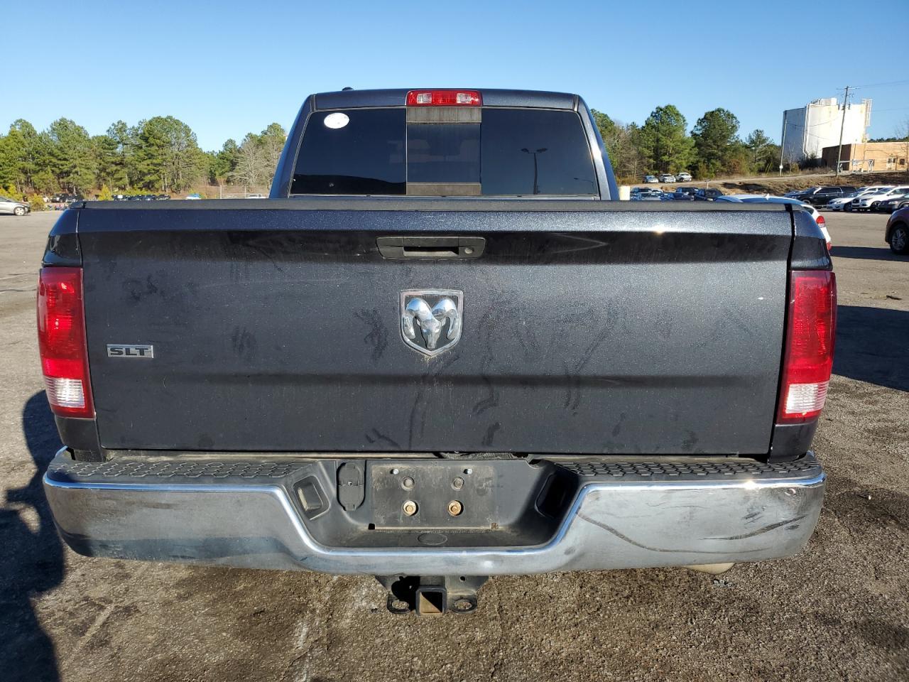 2017 RAM 1500 SLT - Image 6