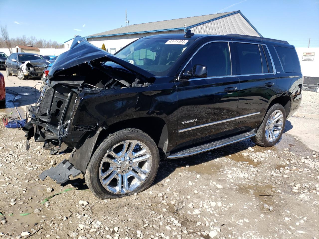 2017 GMC YUKON SLT car image