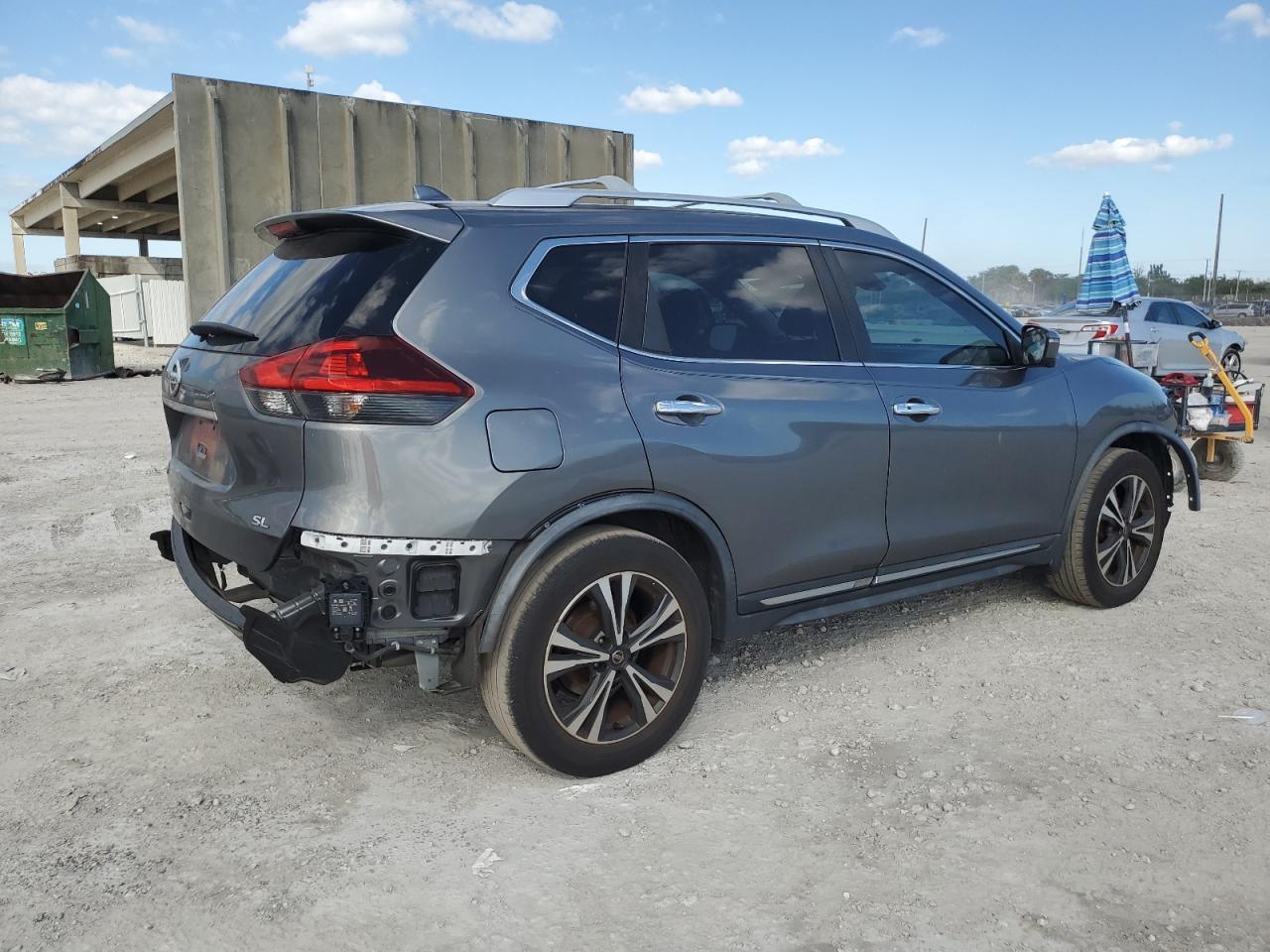 2018 NISSAN ROGUE S - Фото 3
