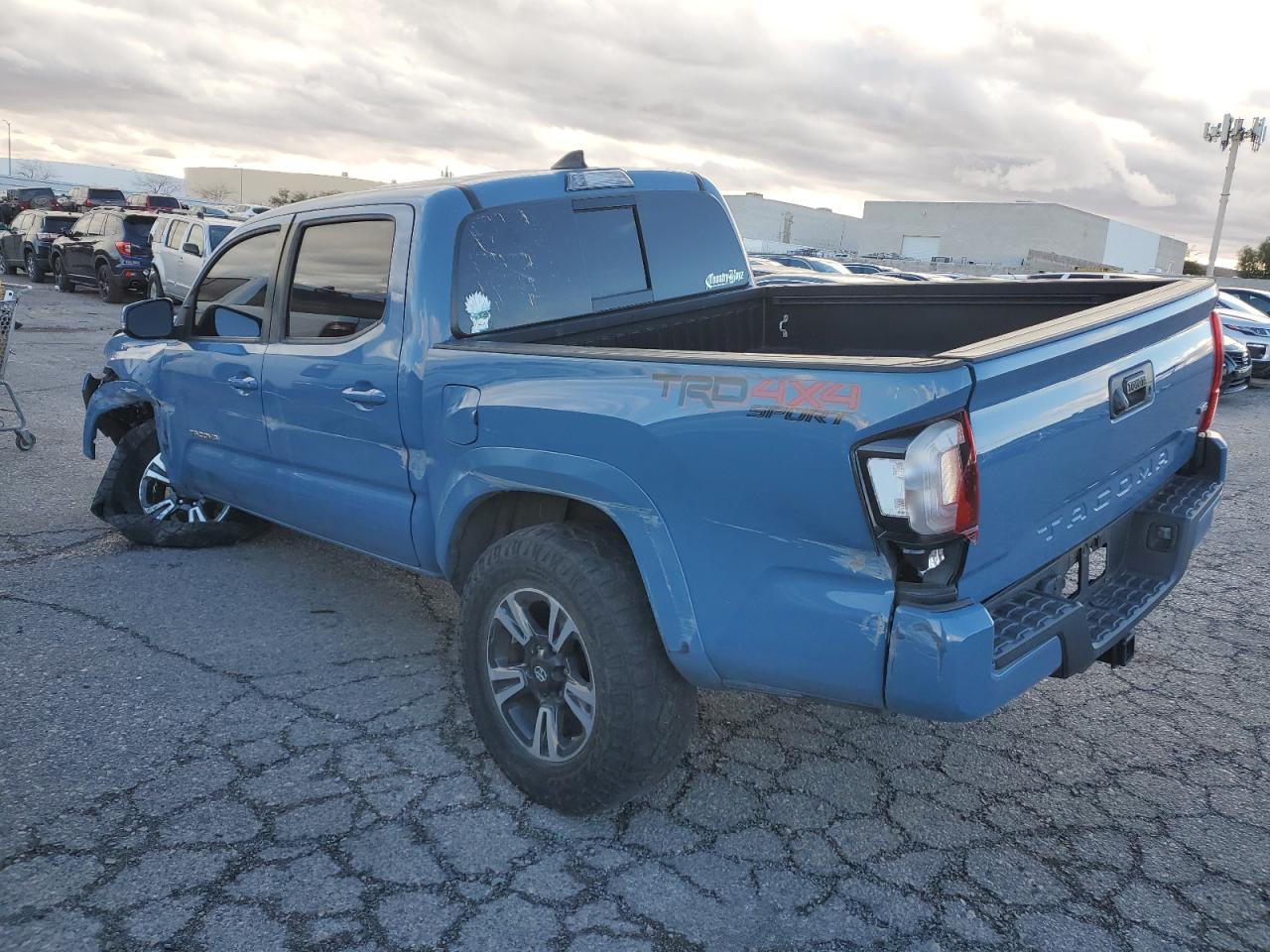 2019 TOYOTA TACOMA DOU - Фото 2