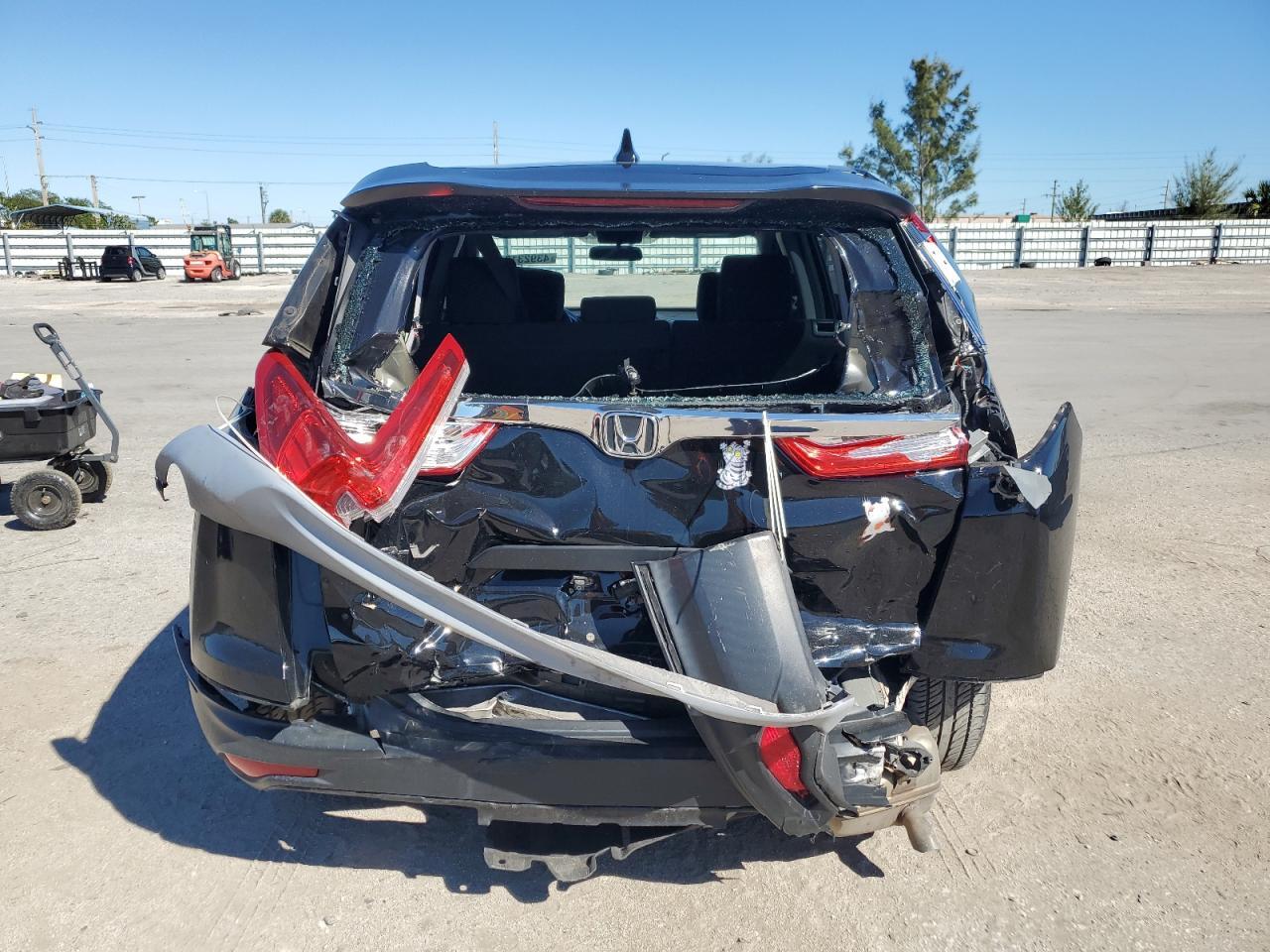 2017 HONDA CR-V LX - Image 6