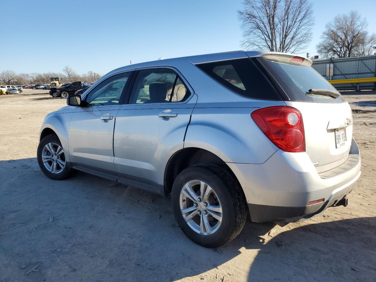 2015 CHEVROLET EQUINOX LS - Фото 2