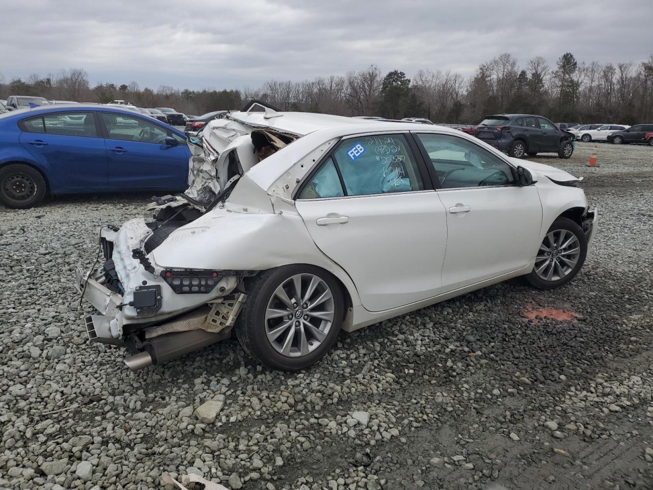 2017 TOYOTA CAMRY LE - Image 3