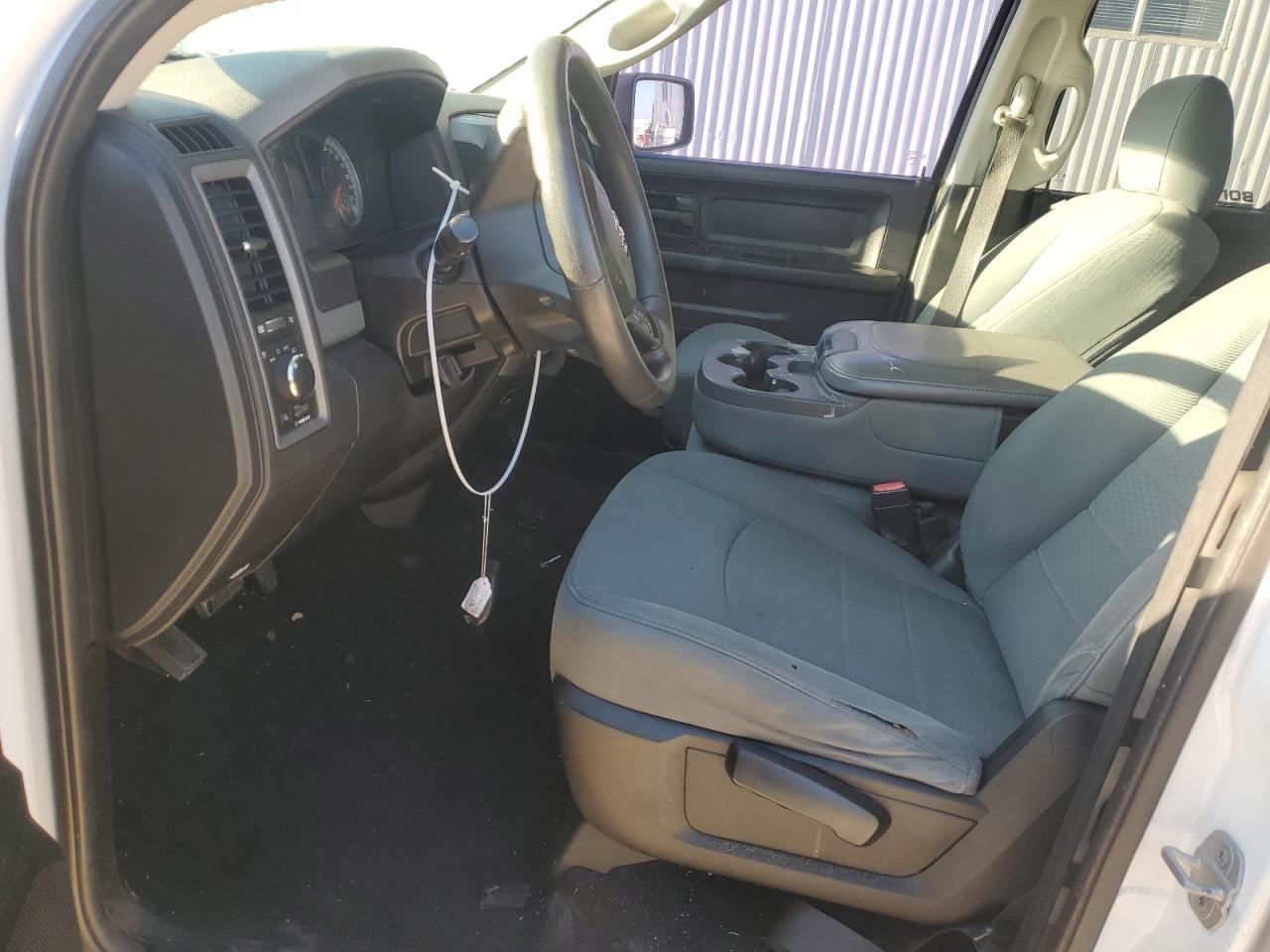 2014 RAM 1500 ST - Фото 7