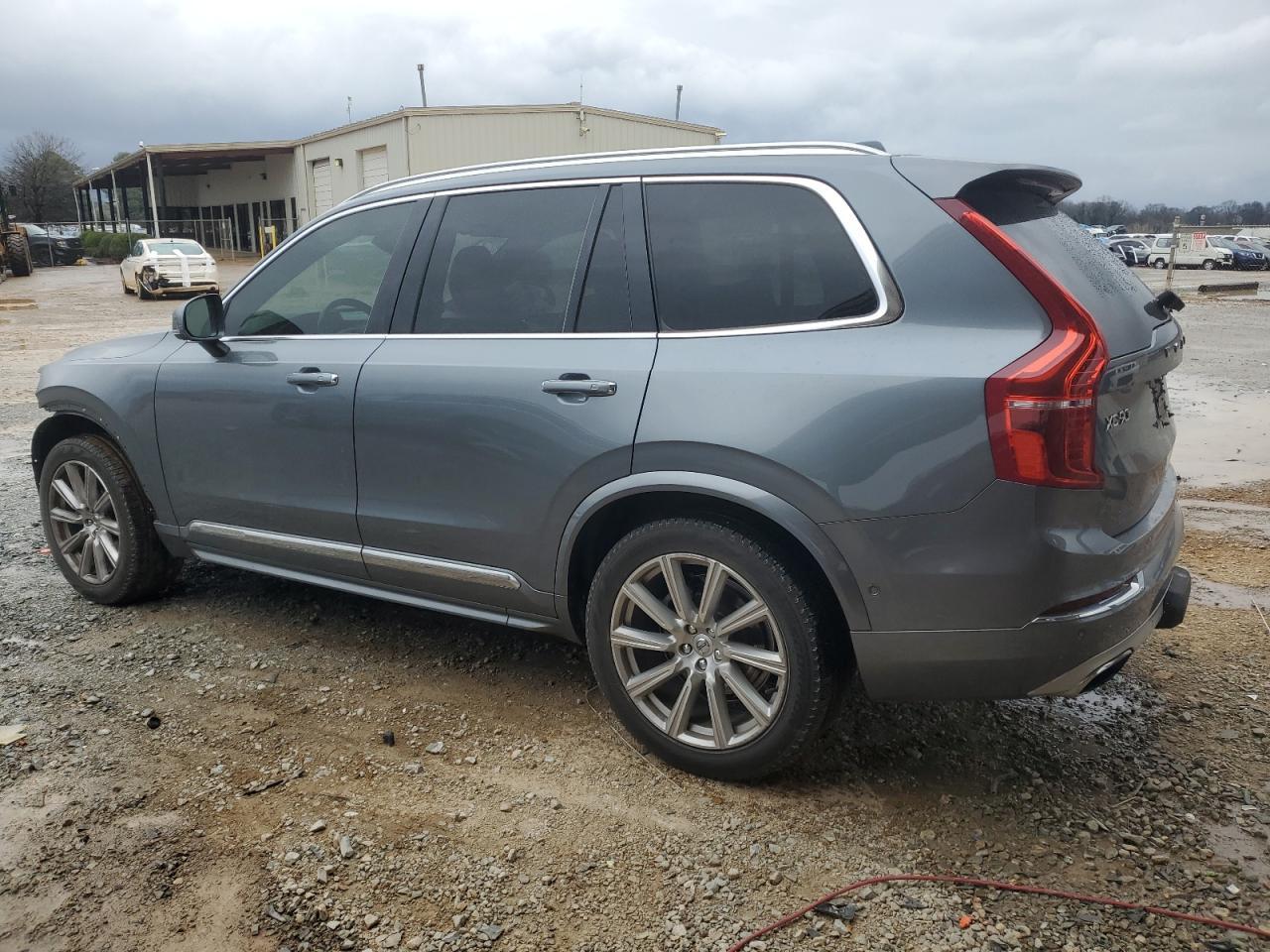 2016 VOLVO XC90 T6 - Image 2