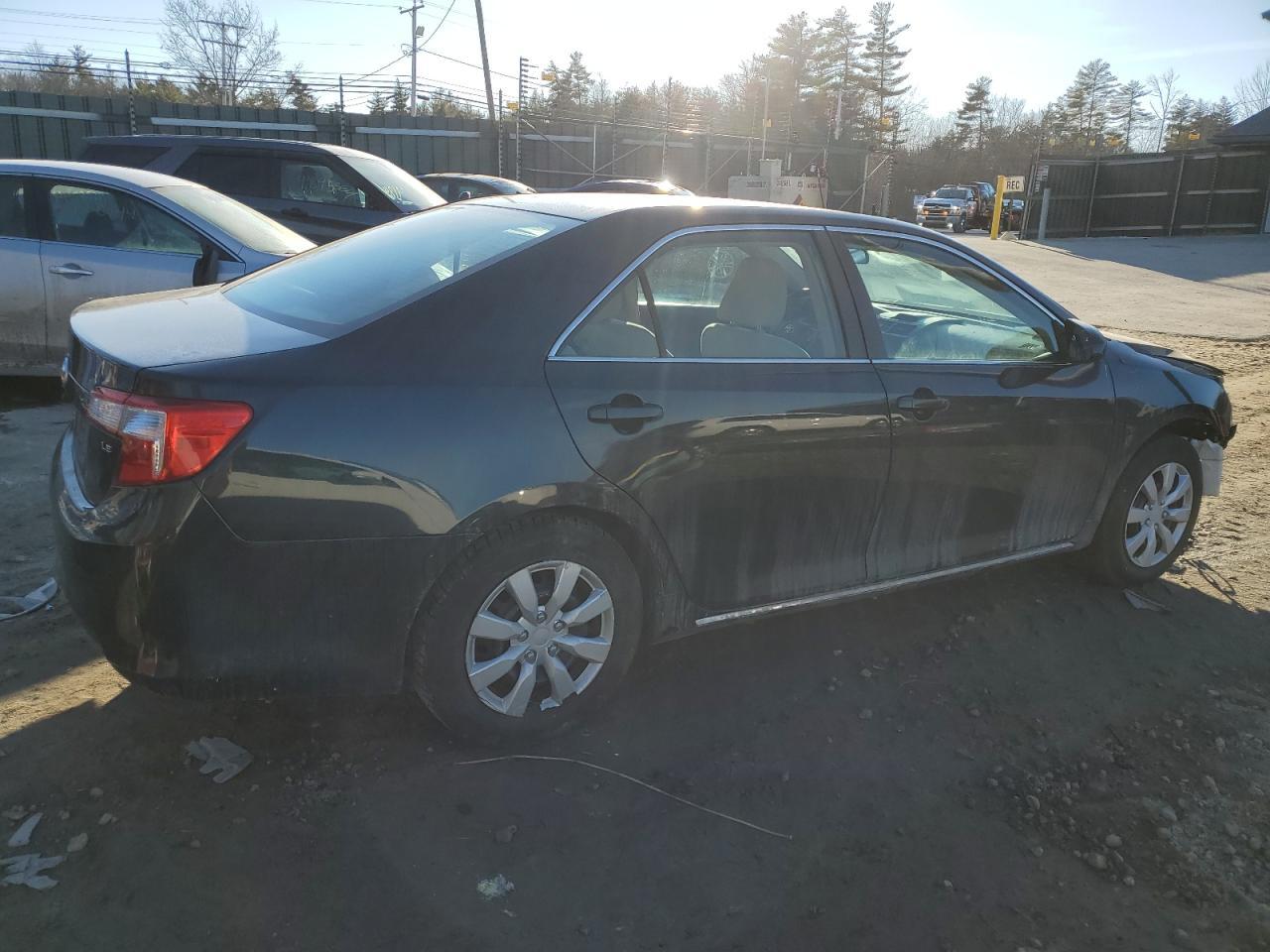 2013 TOYOTA CAMRY L - Image 3