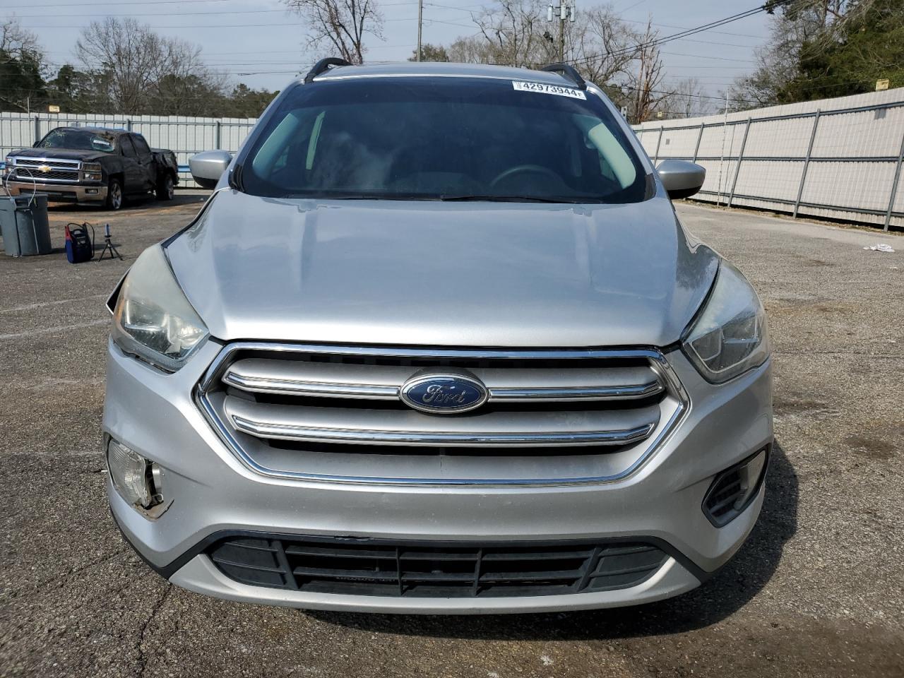 2017 FORD ESCAPE SE - Image 5