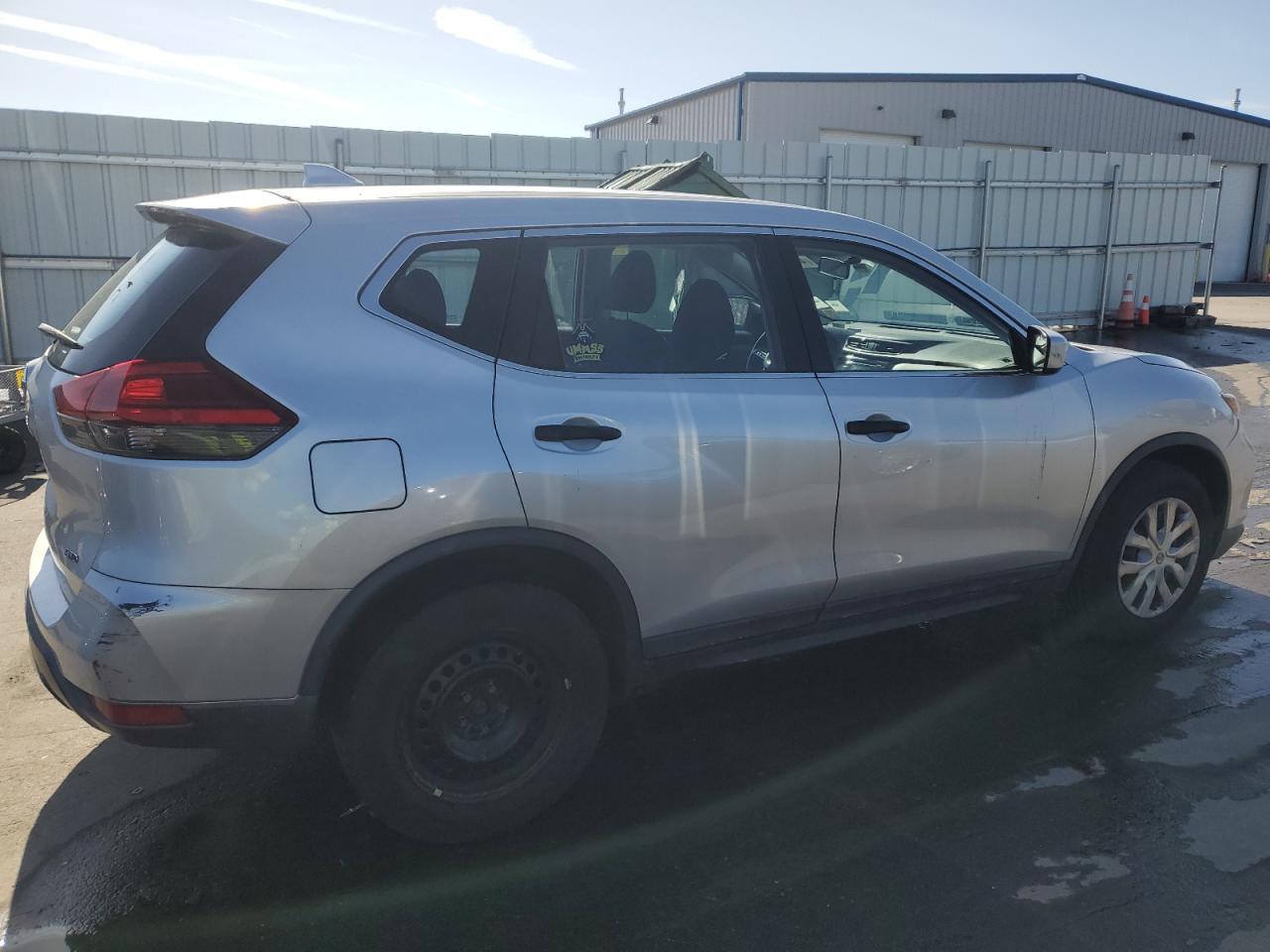2017 NISSAN ROGUE S - Image 3