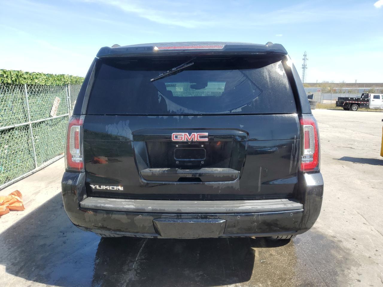 2016 GMC YUKON SLT - Image 6