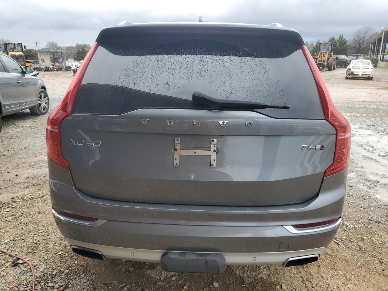 2016 VOLVO XC90 T6 - Image 6