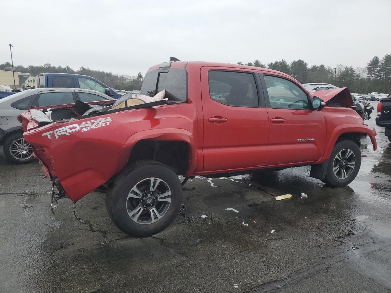 2019 TOYOTA TACOMA DOU - Фото 3