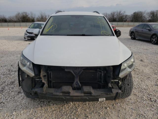 2016 Volkswagen Tiguan S - Image 5
