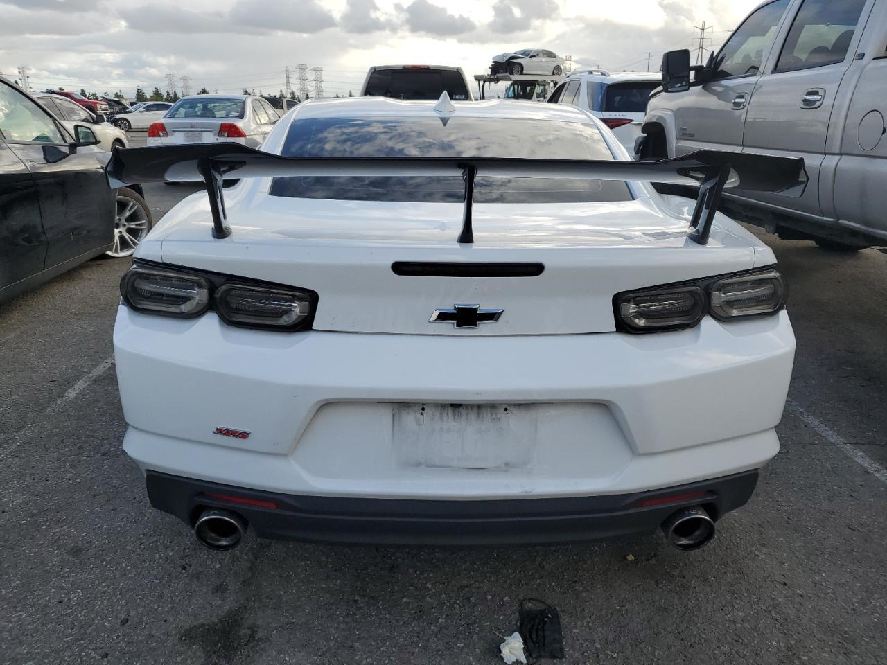2021 CHEVROLET CAMARO LZ - Image 6
