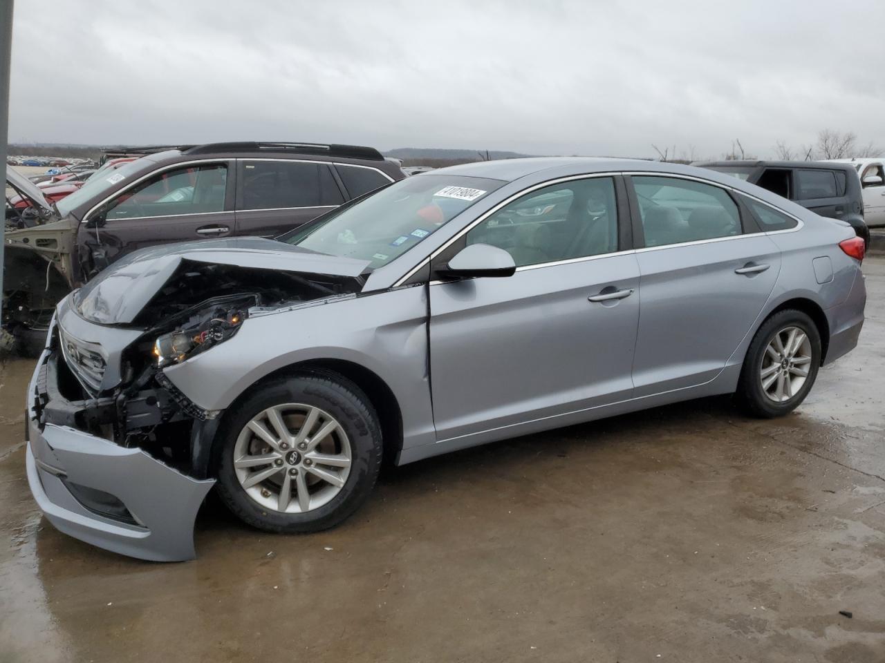 2017 HYUNDAI SONATA SE