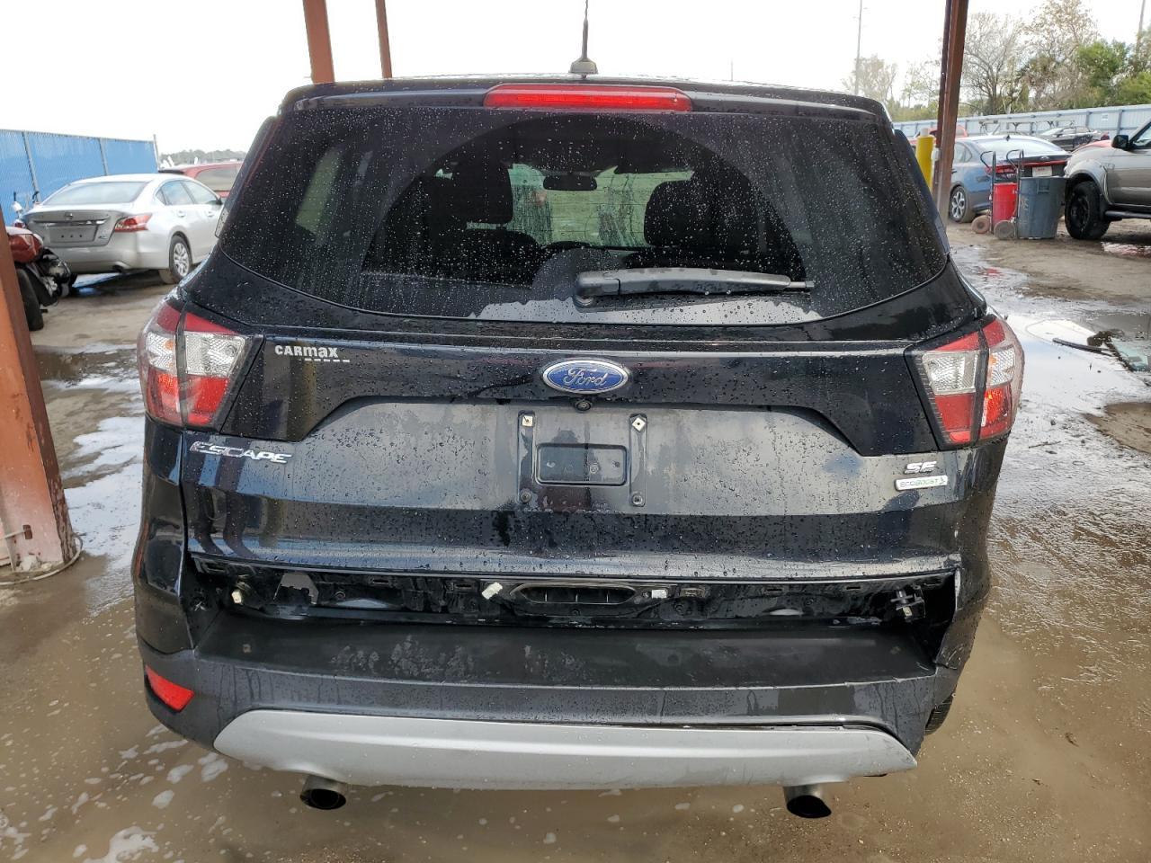 2017 FORD ESCAPE SE - Фото 6