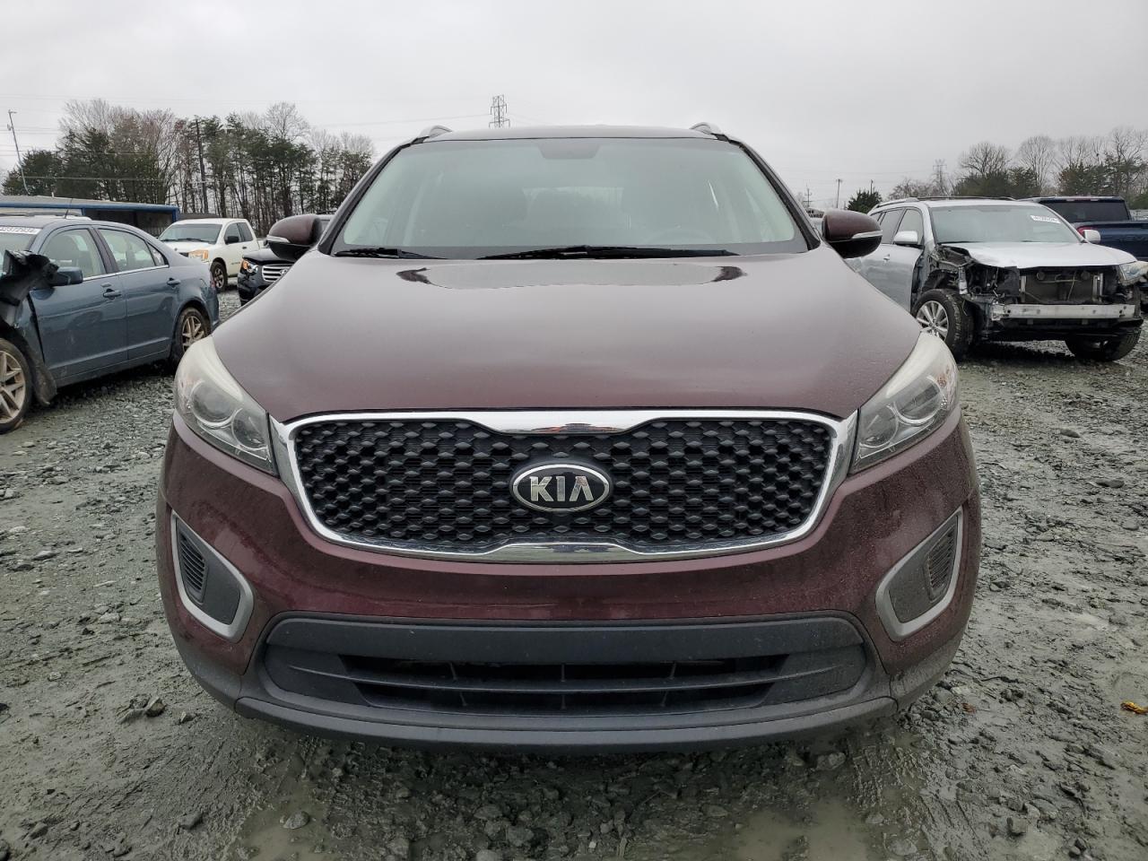 2016 KIA SORENTO LX - Image 5