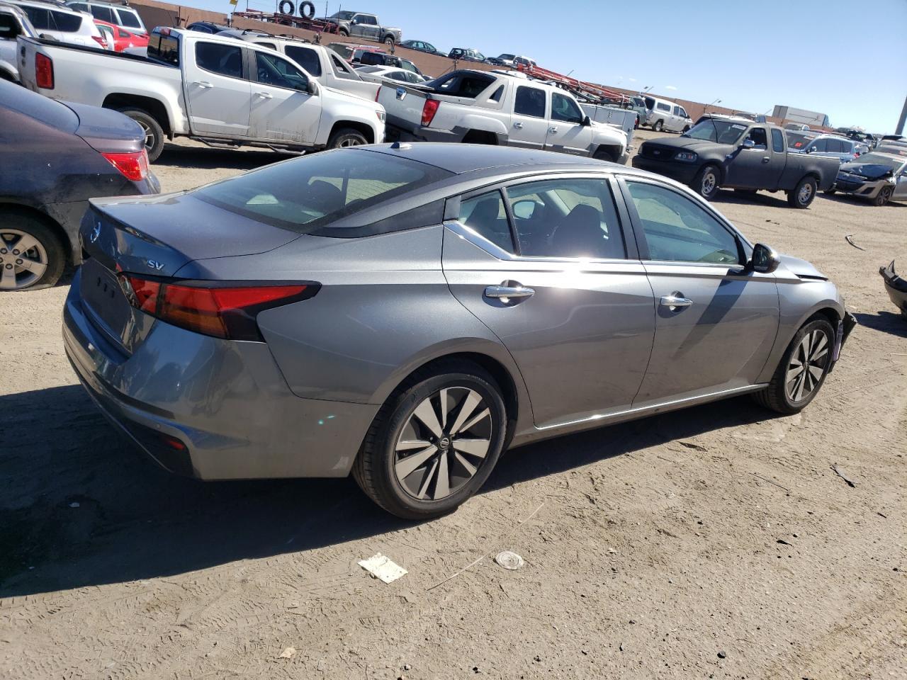 2022 NISSAN ALTIMA SV - Фото 3
