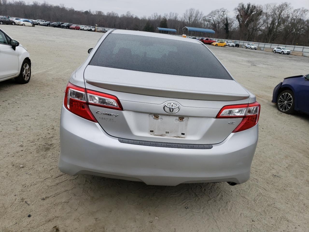 2013 TOYOTA CAMRY L - Фото 6