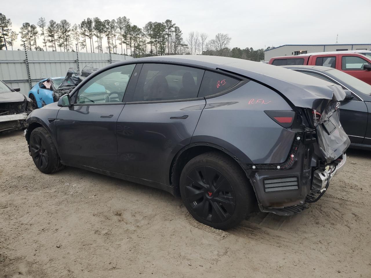 2023 TESLA MODEL Y - Image 2