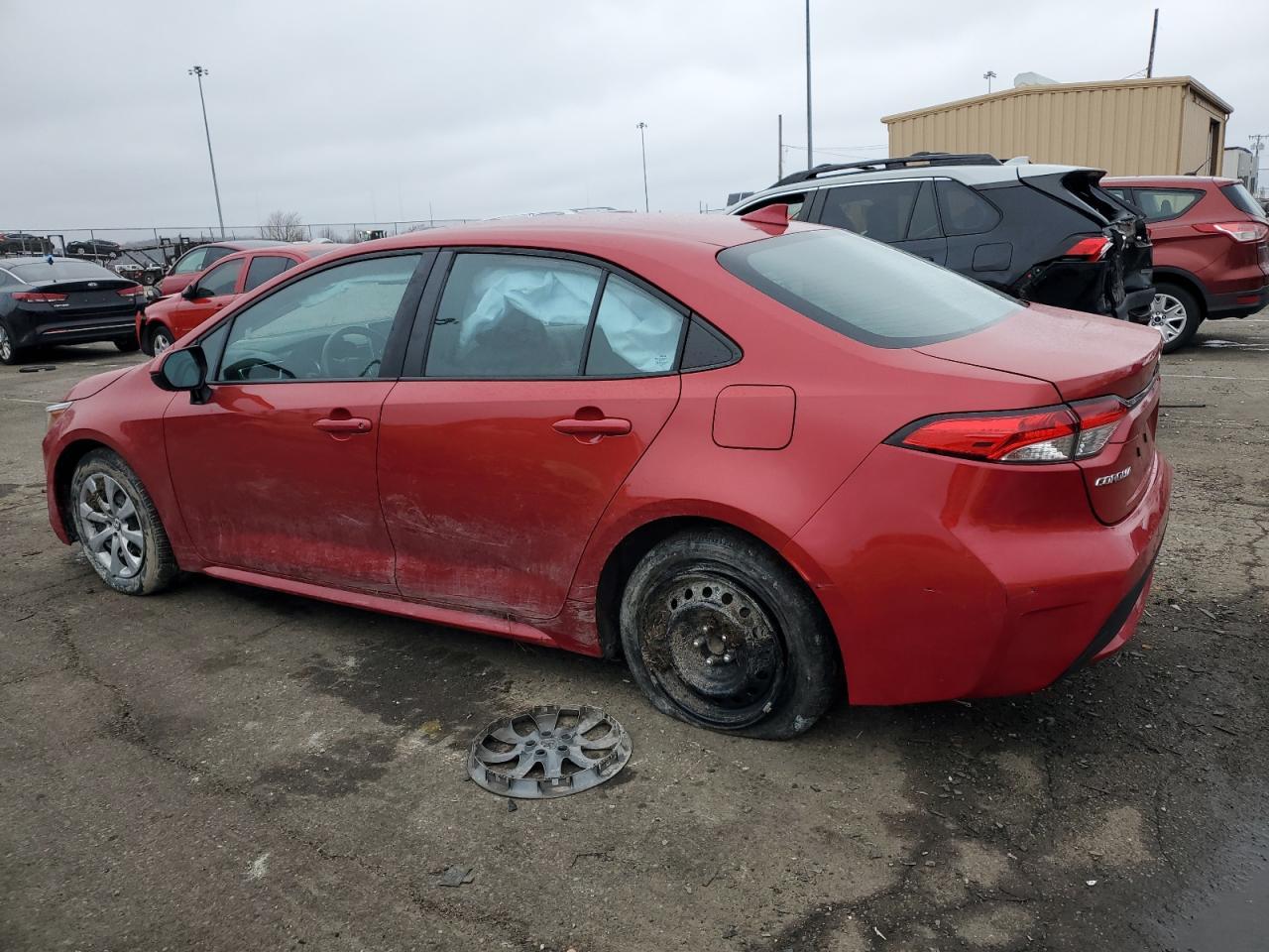 2021 TOYOTA COROLLA LE - Фото 2