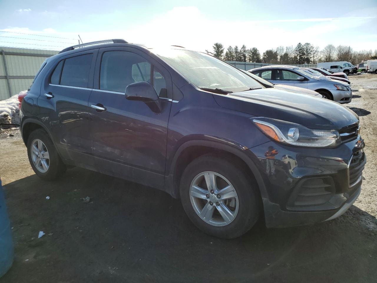 2018 CHEVROLET TRAX 1LT - Image 4