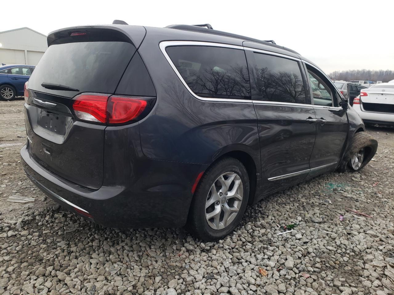 2017 CHRYSLER PACIFICA T - Фото 3