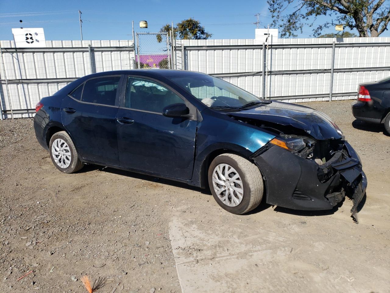 2018 TOYOTA COROLLA L - Image 4