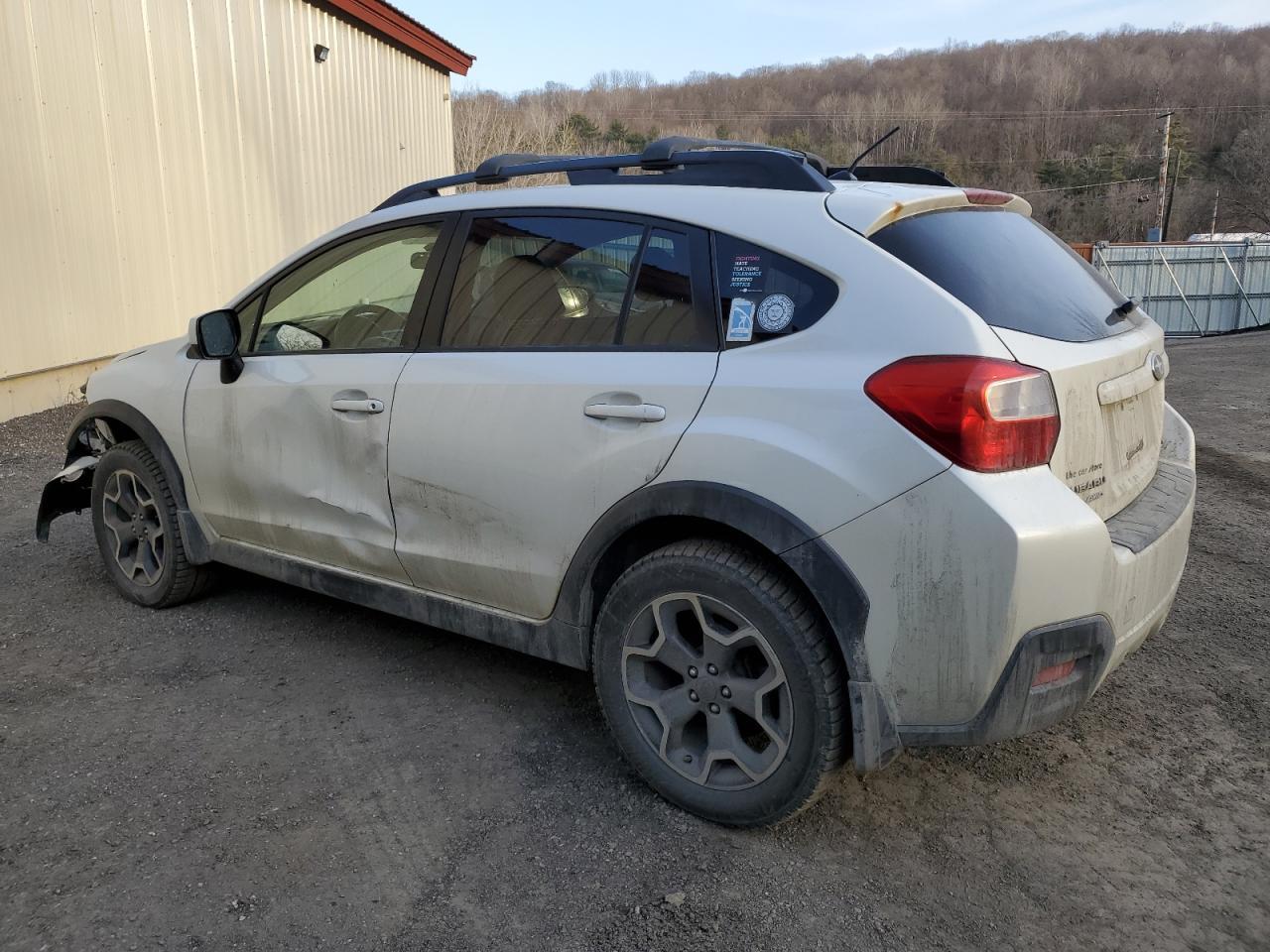 2014 SUBARU XV CROSSTR - Image 2