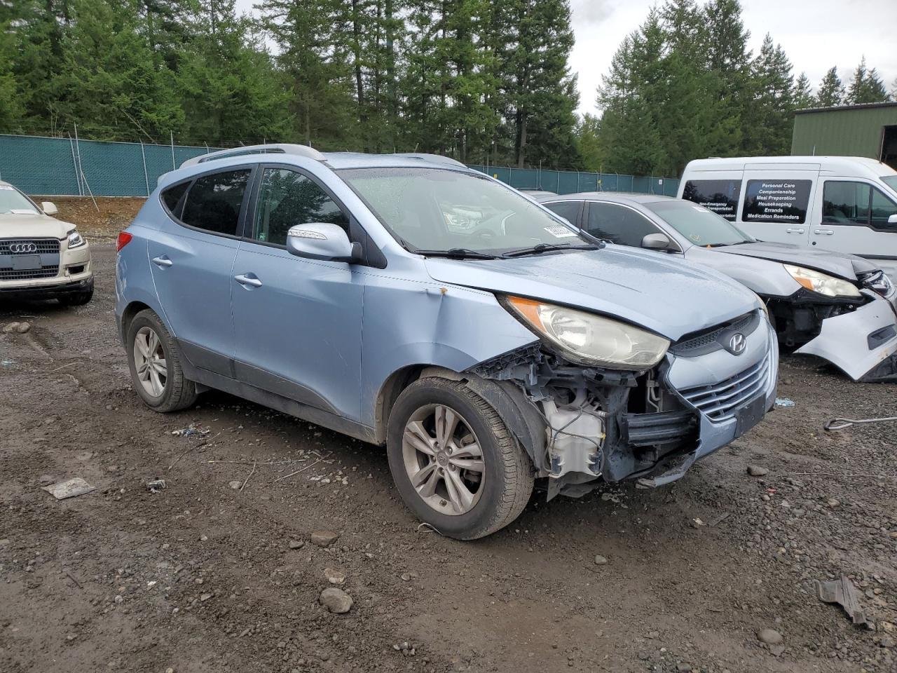 2012 HYUNDAI TUCSON GLS - Image 4