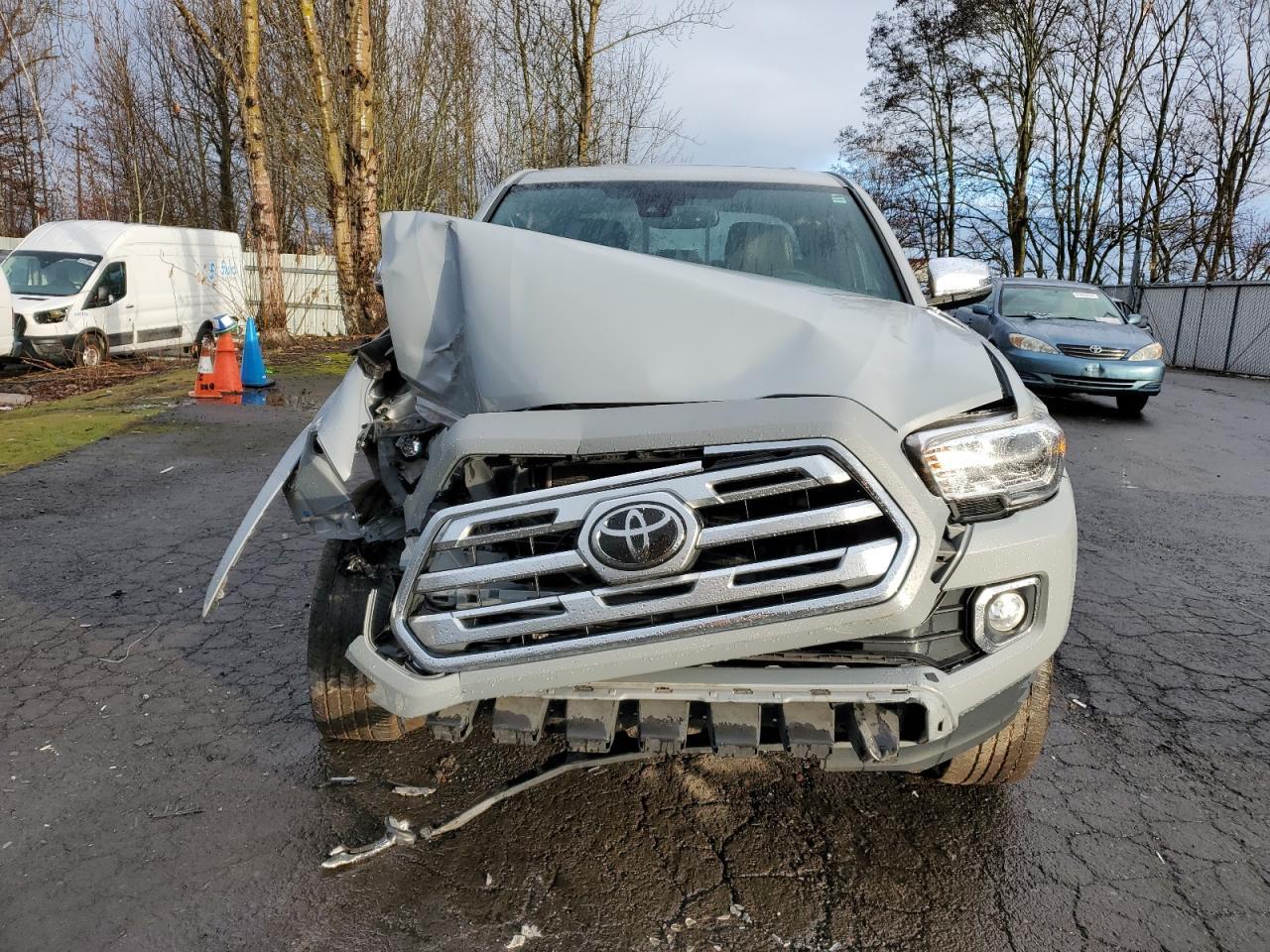 2019 TOYOTA TACOMA DOU - Фото 5