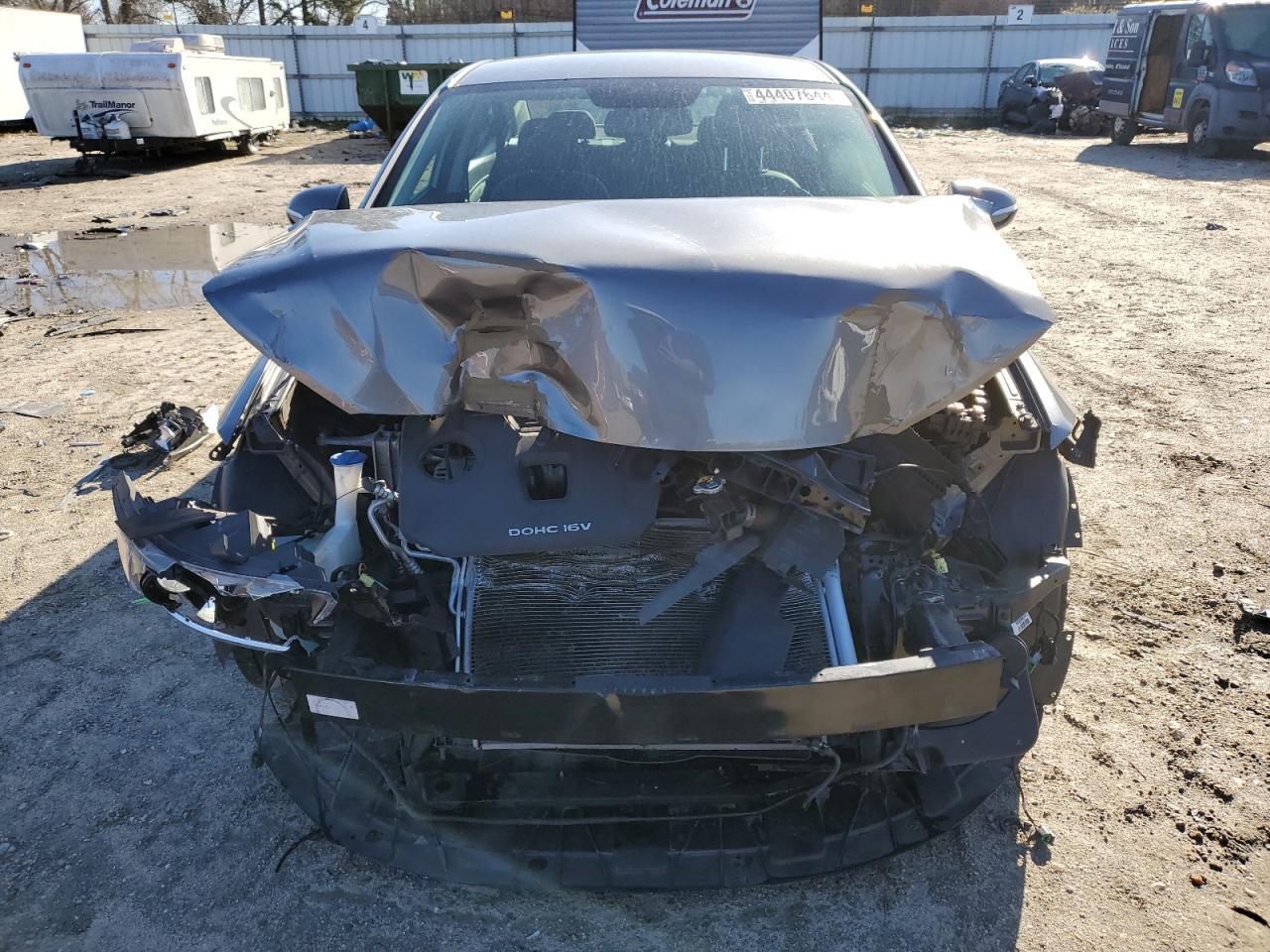 2018 HYUNDAI ELANTRA SE - Фото 5