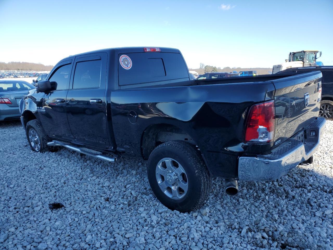 2017 RAM 2500 SLT - Image 2