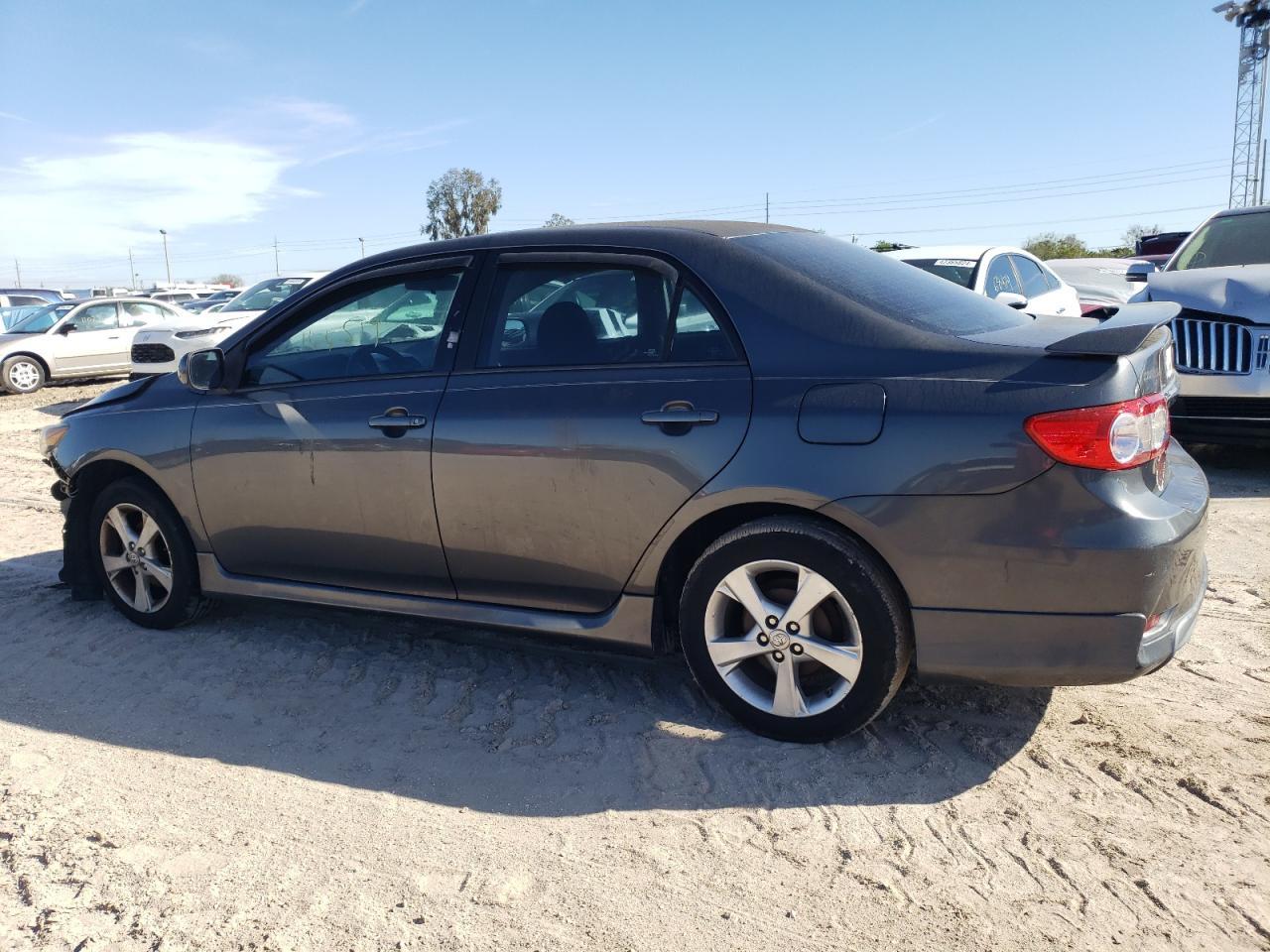 2013 TOYOTA COROLLA BA - Фото 2