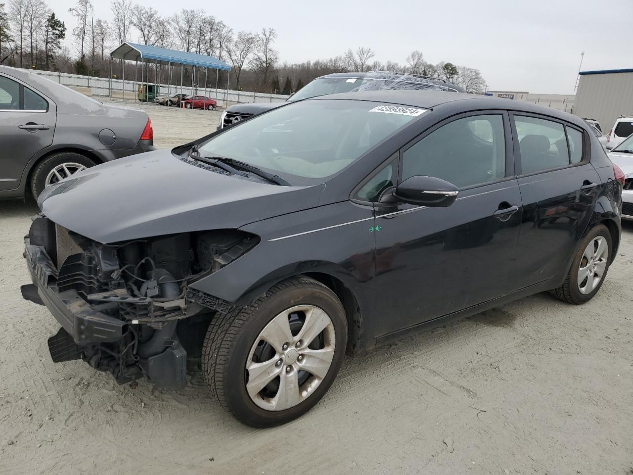 2016 KIA FORTE LX car image