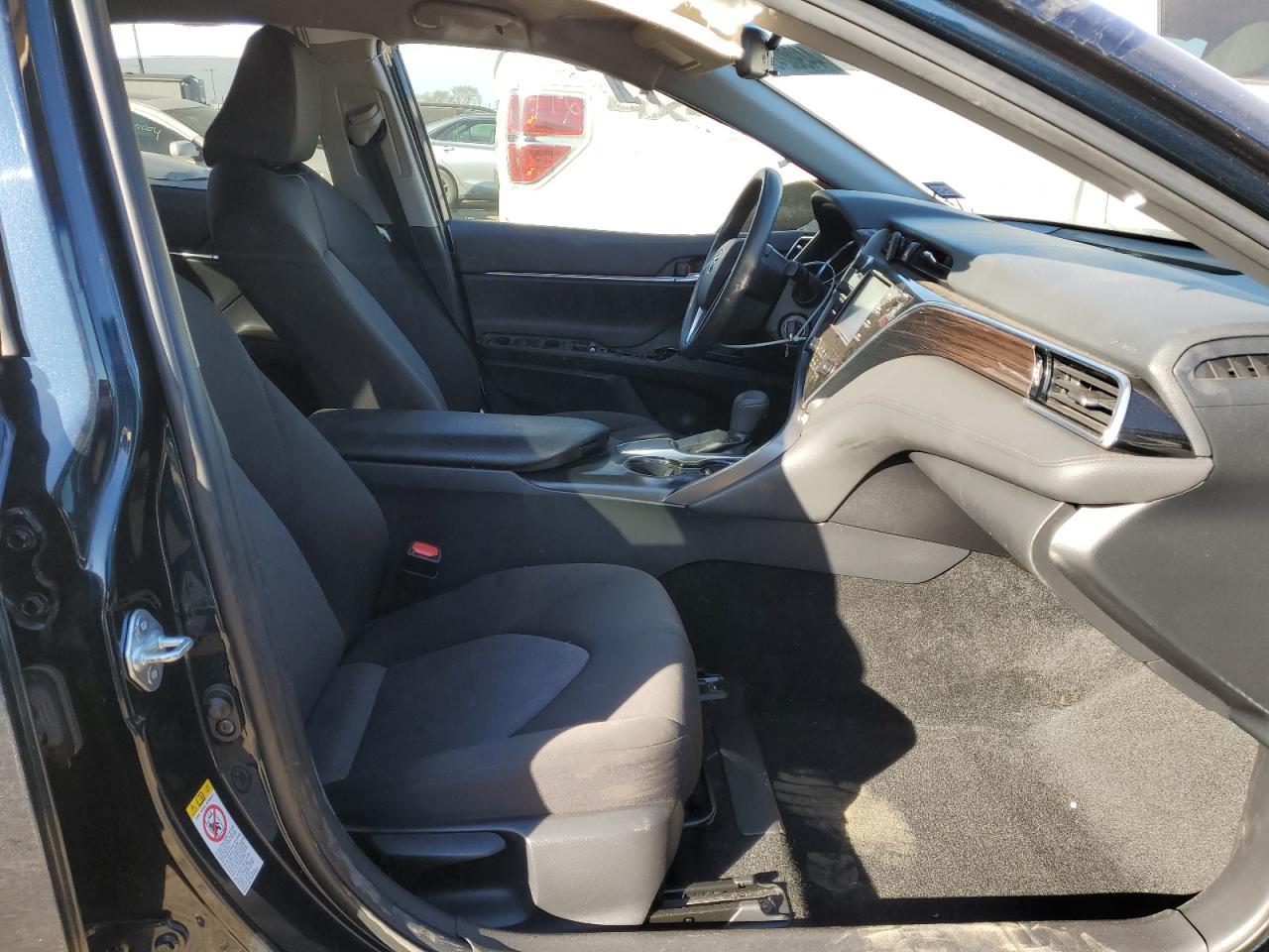 2018 TOYOTA CAMRY L - Image 7