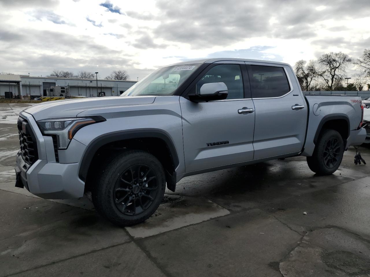 2023 TOYOTA TUNDRA CRE