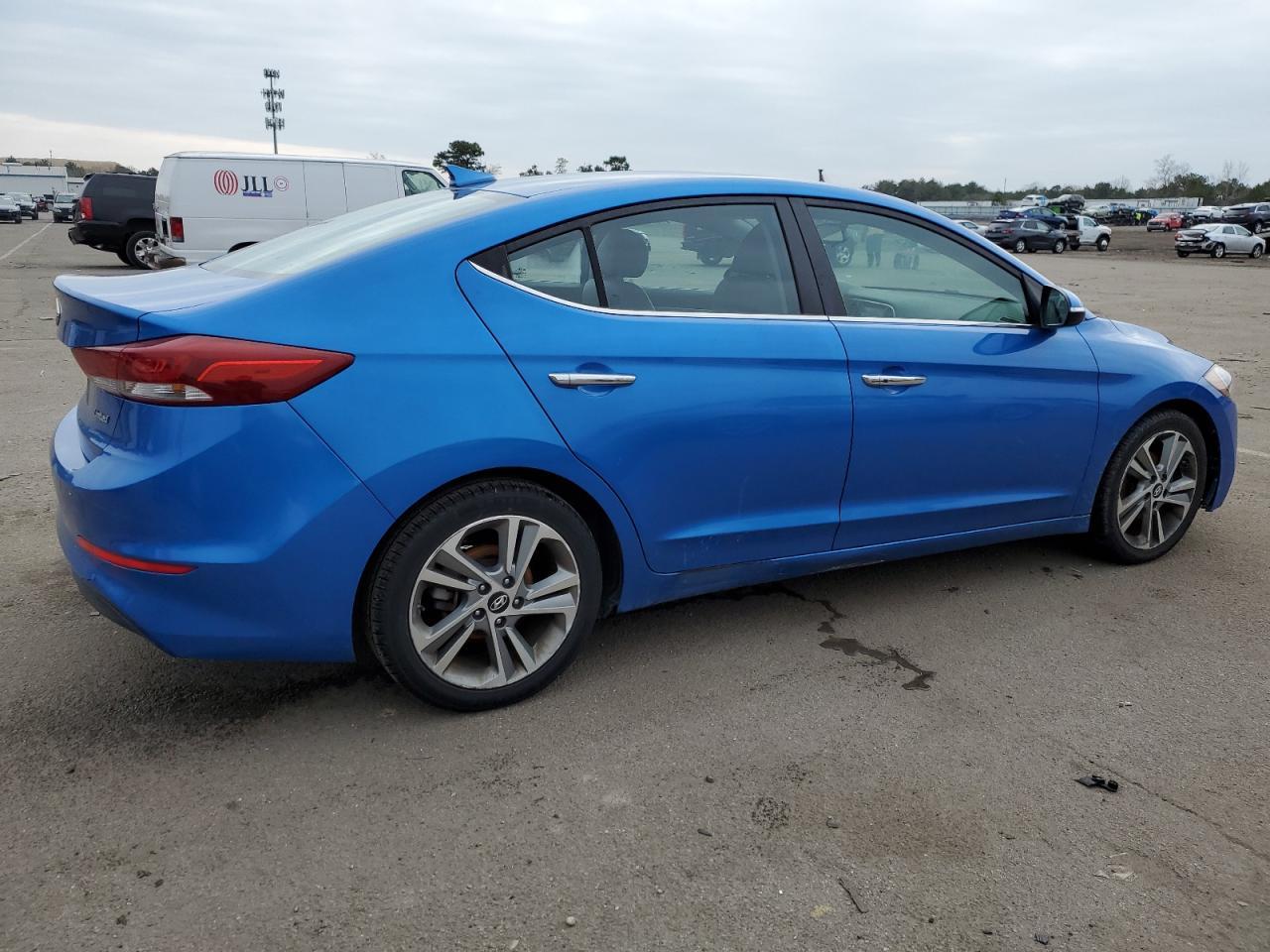 2017 HYUNDAI ELANTRA SE - Image 3