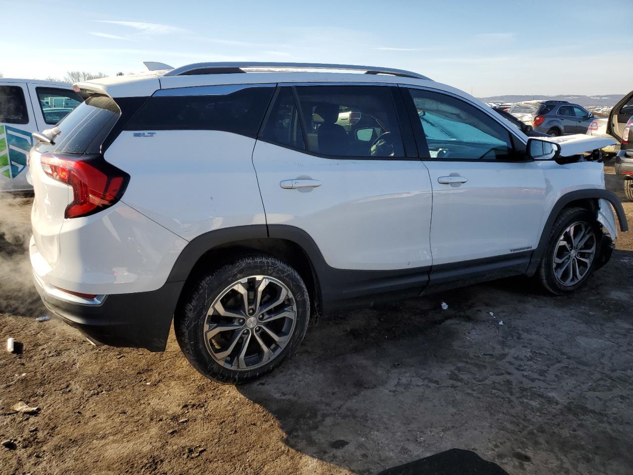2019 GMC TERRAIN SL - Image 3