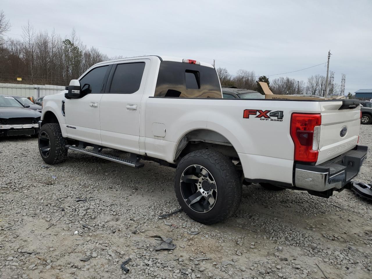2017 FORD F250 SUPER - Image 2