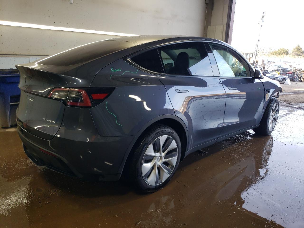 2023 TESLA MODEL Y - Фото 3