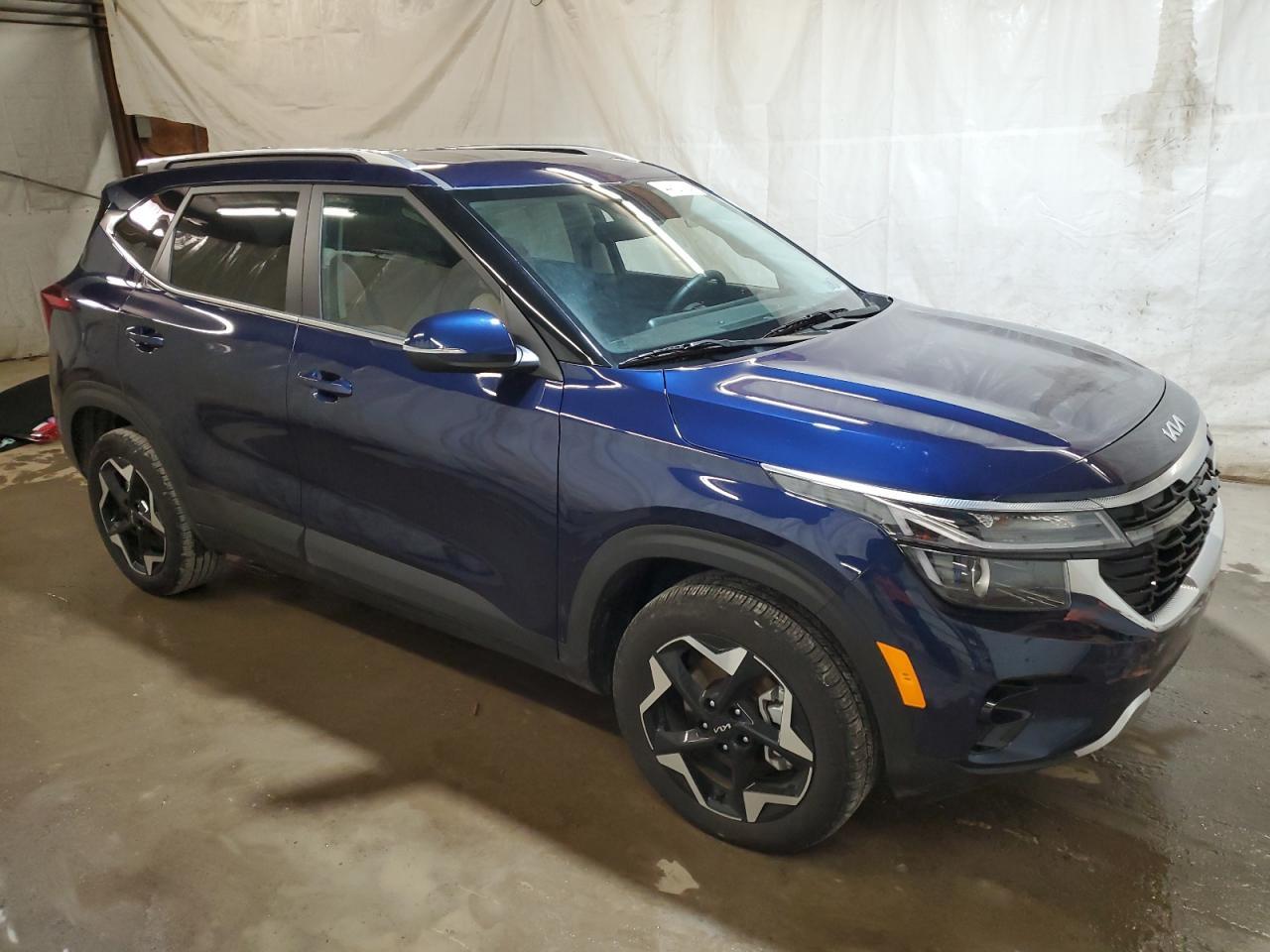 2024 KIA SELTOS EX - Image 4